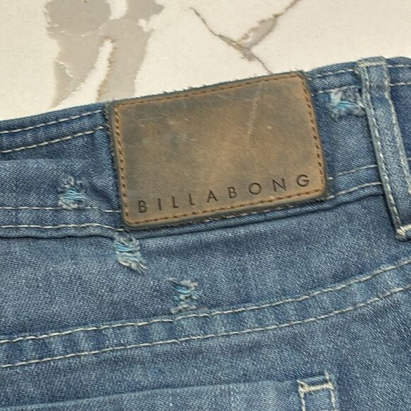 Billabong | Women’s Blue Denim Distressed Short Fit Jeans Shorts - Picture 11 of 14